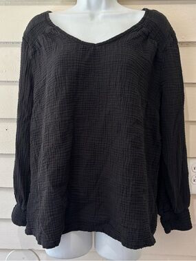 🔥5 for $25🔥 Black Terra & Sky Textured Crinkle Top Plus Size